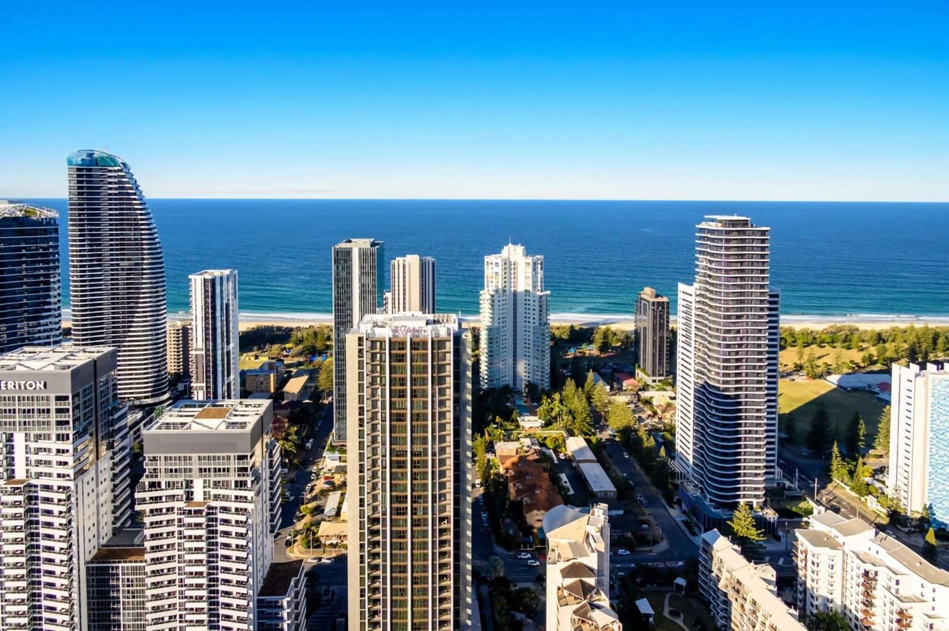 Cloud Nine Retreat Luxe 44th Fl Apartment